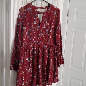 Women's flowy floral dress